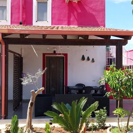 דירות פורטו צ'זראו Holiday House מראה חיצוני תמונה