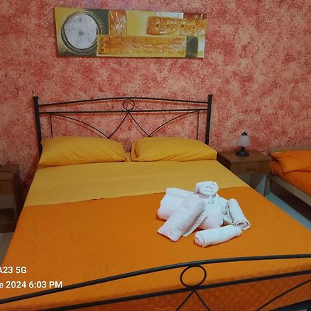 דירות פורטו צ'זראו Holiday House מראה חיצוני תמונה