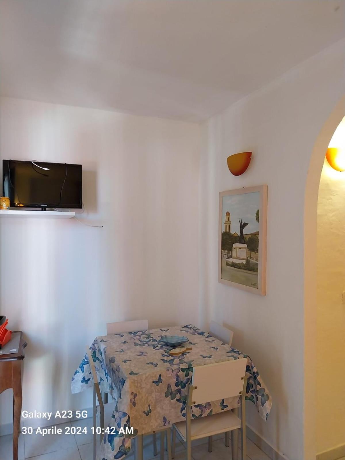 דירות פורטו צ'זראו Holiday House מראה חיצוני תמונה