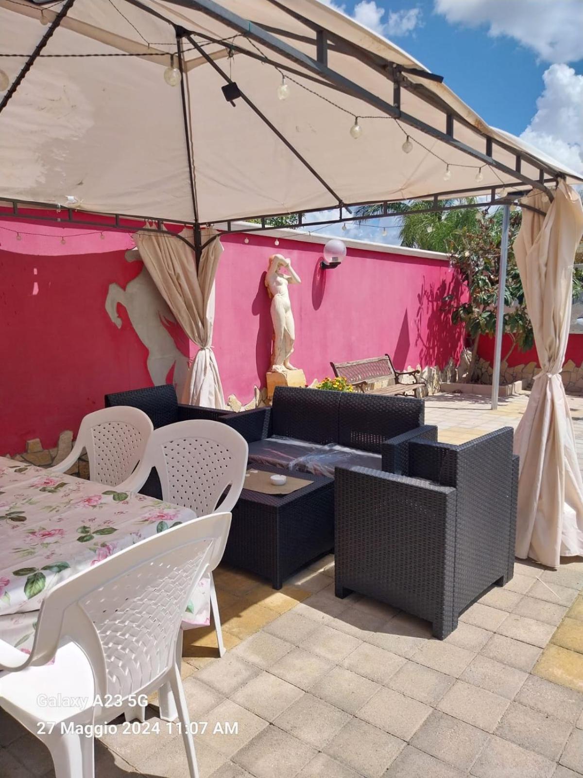 דירות פורטו צ'זראו Holiday House מראה חיצוני תמונה